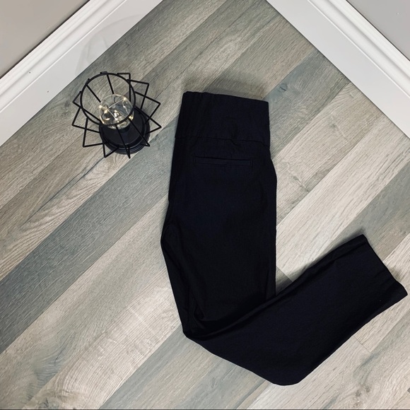 Suzy Shier Black Capri Pants 🍋 - Picture 1 of 8